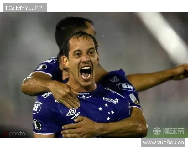 拉腊与克鲁塞罗激战正酣谁能在这场对决中笑到最后