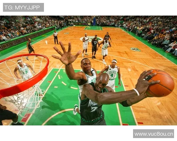 马丁内斯的传奇旅程与足球生涯背后的不为人知的故事